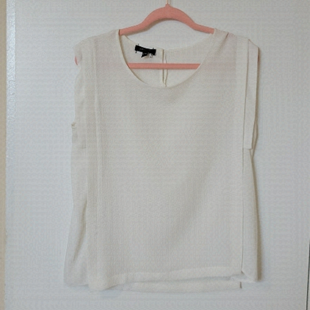 Spense Sleeveless White Blouse US M